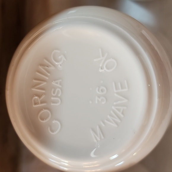 Vintage Corning Coffee Cups, Set of 4, First of Spring - Picture 2 of 5